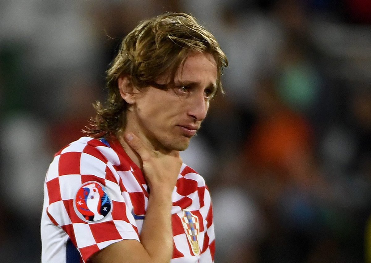 101 Great Goals on Twitter: "A crying Luka Modric was consoled by his Real  Madrid teammates after Croatia v Portugal https://t.co/AaRtMUF19Y… "