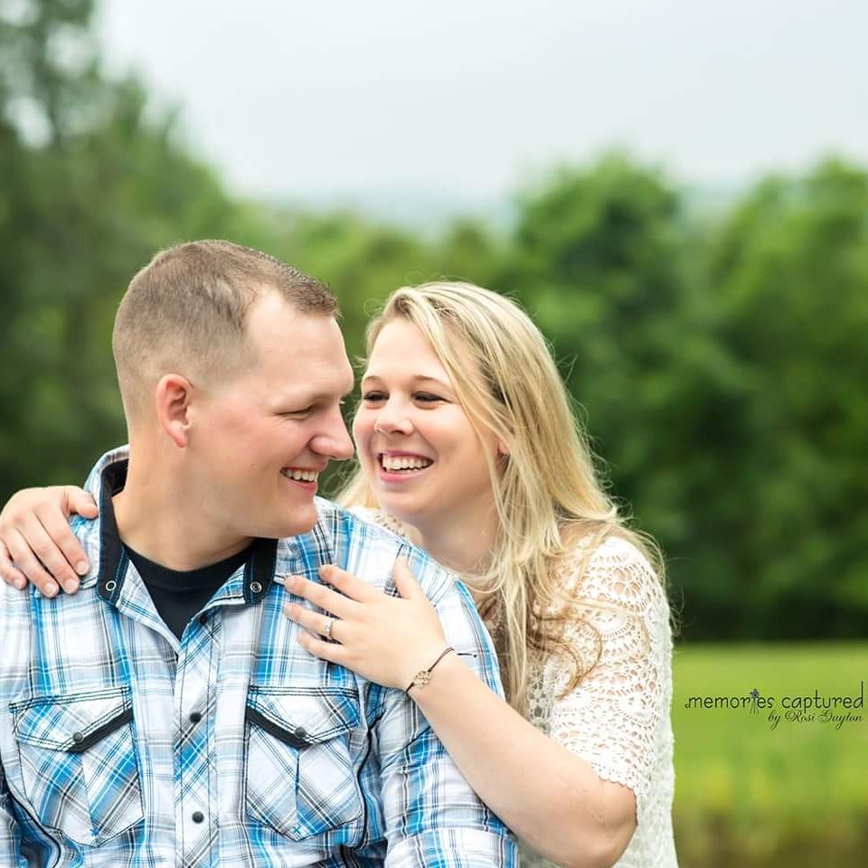 RosiFotography's tweet photo. Oh the sesh this morning #engaged #weddingphotographer #wedding #bridetobe #weddingplanning #ido #isaidyes #rgbride https://t.co/25ofiqbL5Q
