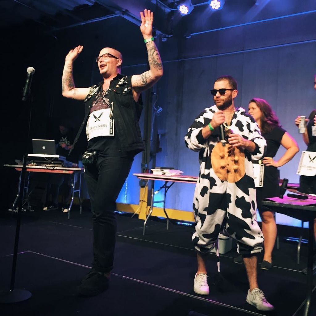 cheesesexdeath's tweet photo. #CMINYC in full swing 🧀 my boi @bigcheese77_ is tearing this shit up. https://t.co/z2L4fw5PYU https://t.co/0D3XJTbKJj