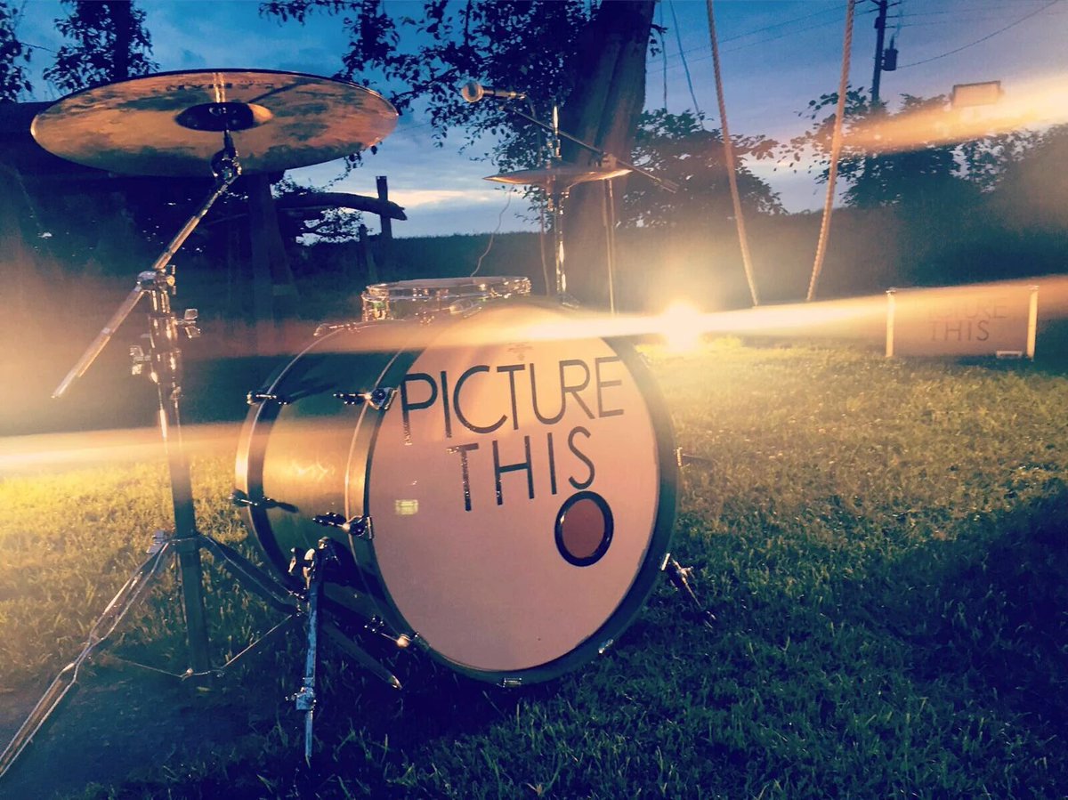 PictureThisIE's tweet photo. #LetsBeYoung is out...TODAY!!! 🎉 Someone send me a chill pill please, I can't cope 😂 Only 19 more hours to wait! 🎼🎵🎶 https://t.co/n4eE5Vq6Wa