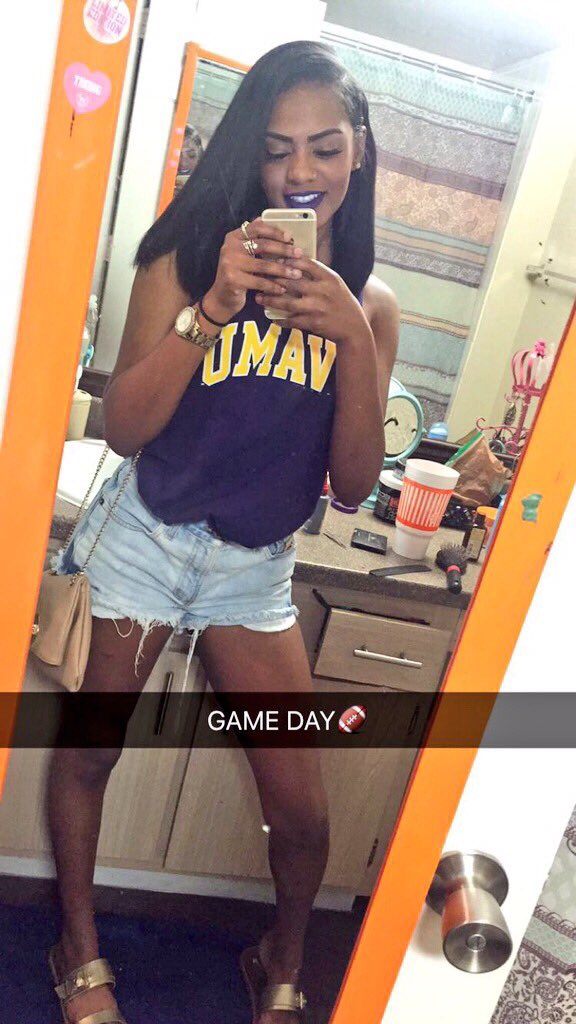 ___MicahJ's tweet photo. #PvamuGirlsBreakTheInternet https://t.co/hhH4YnR86U