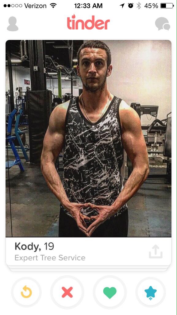 ShogiGod's tweet image. why this man tryna shadow stitch?