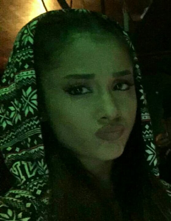 98Checco's tweet photo. Piccola mia... My little bae +23💕🎊😍 #HappyBirthdayArianaGrande https://t.co/m3twZ7yVi8