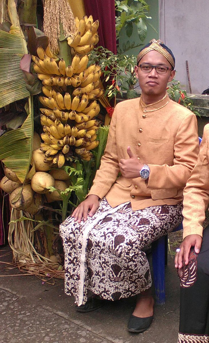 Ki Avip Nurcahyo Mangkunegoro Mangantelo duwebojolimo njukdiamperboto