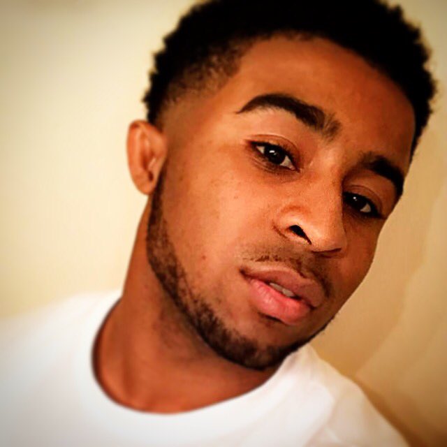 Beama_2smooth's tweet photo. #BamaBoysBreakTheInternet do I qualify?? https://t.co/jy5UMGgKr8