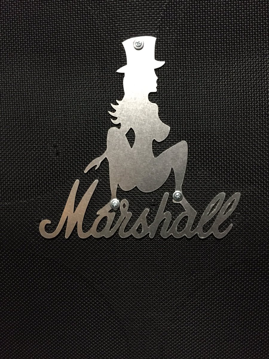 Trucker girl is ready for tonight! Join us 10pm at @NormasRocks for our hometown debut 🎩🎸 #ldnont #GnR