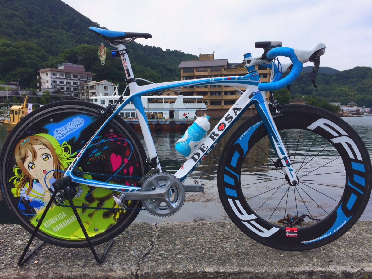 賽銭箱 Pa Twitter 国木田花丸 ちゃん仕様のde Rosa Idol 完成しました アニメ放映までに間に合ってよかったです 祝ってくれる人rt ラブライブ サンシャイン 痛チャリ