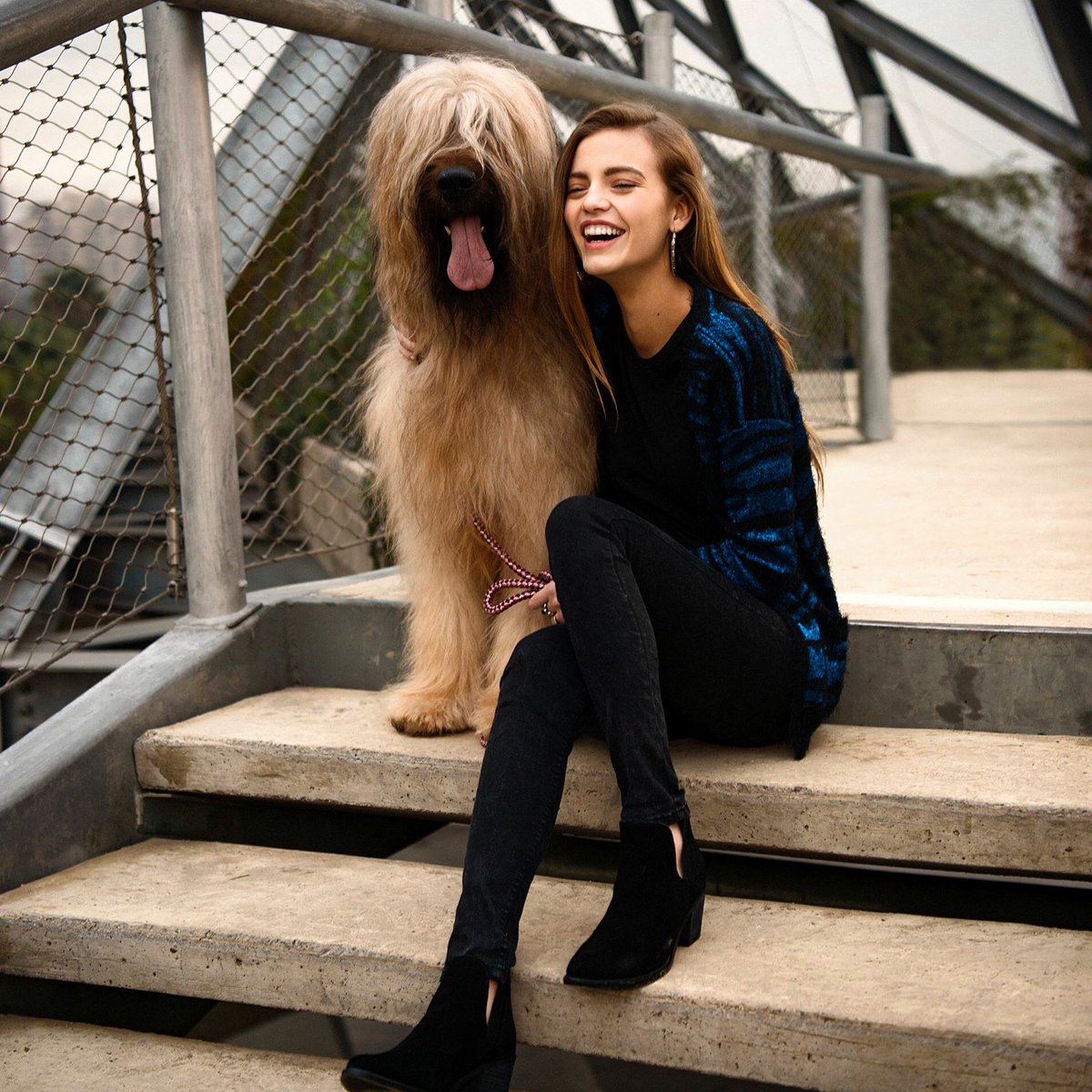 Cuando tu perro es de tu mismo porte 😭😜 #TejidosFpster #FosterLook #FosterJeans