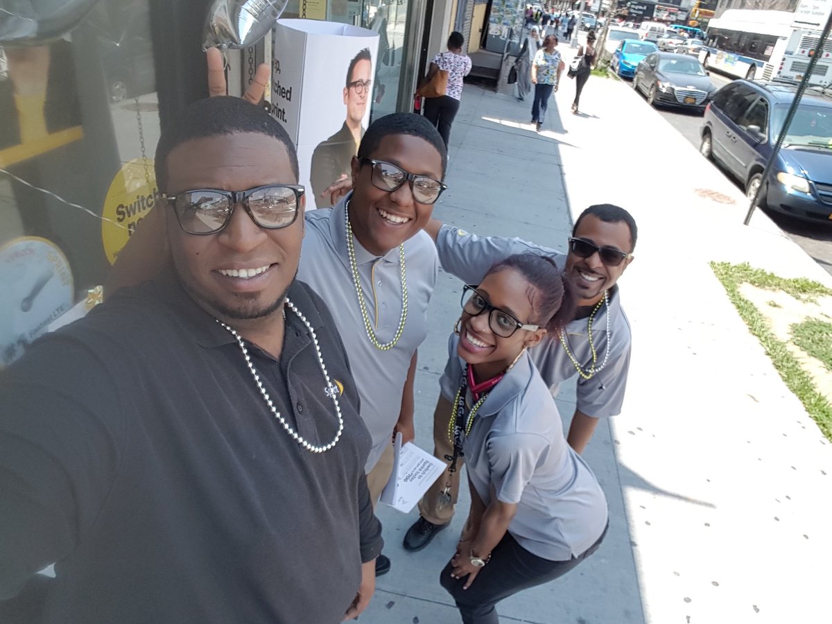Sprint_Ritz's tweet photo. #SprintSaysThanks at Church Ave #paulswitchedtosprint #whoisnext @kgerber0218 @LauraMcLaugh96 @marceloclaure https://t.co/c2Yu7tSczz