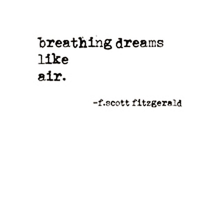 kourtneykardash's tweet image. 🌙⭐️💛