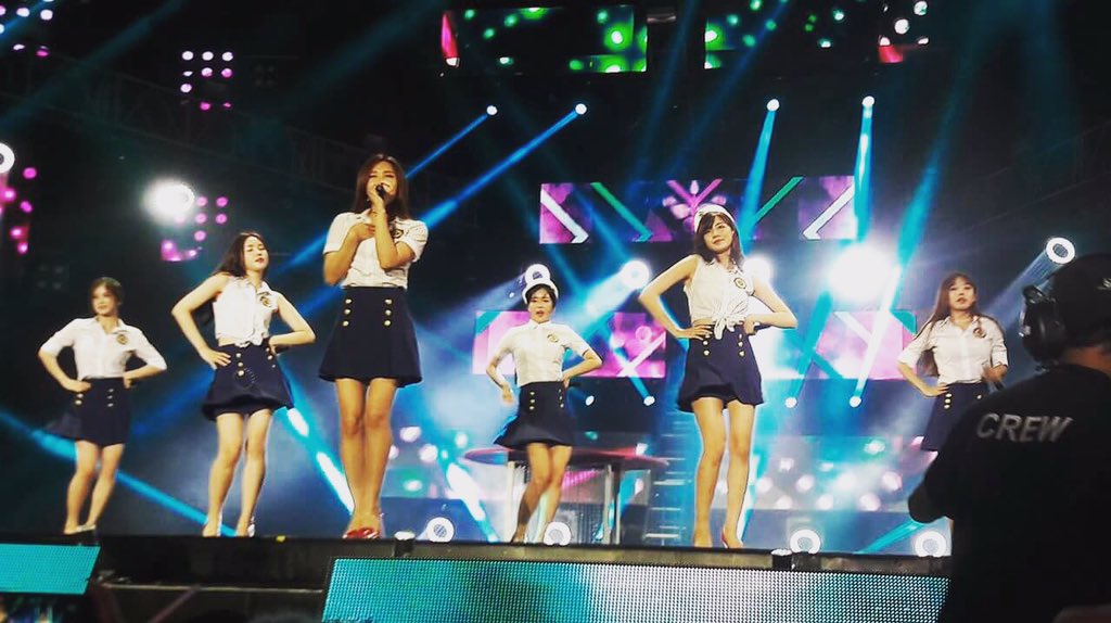 brendelshiii's tweet photo. Post concert depression ππ
My beautiful ladiesβ€οΈ Still can't move on.
#MTVMusicEvolution2016
#Apink https://t.co/nld3M9rBMB