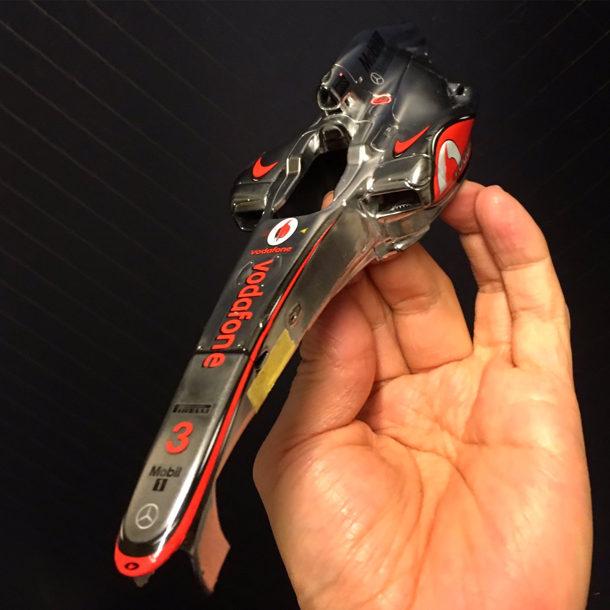nfukuda0613's tweet photo. many mistakes discouraged me but I will go ahead
#fujimi #f1 #formula1 #mclaren #mp427 #プラモデル #mokei #模型 https://t.co/qbFPMvJ7qg