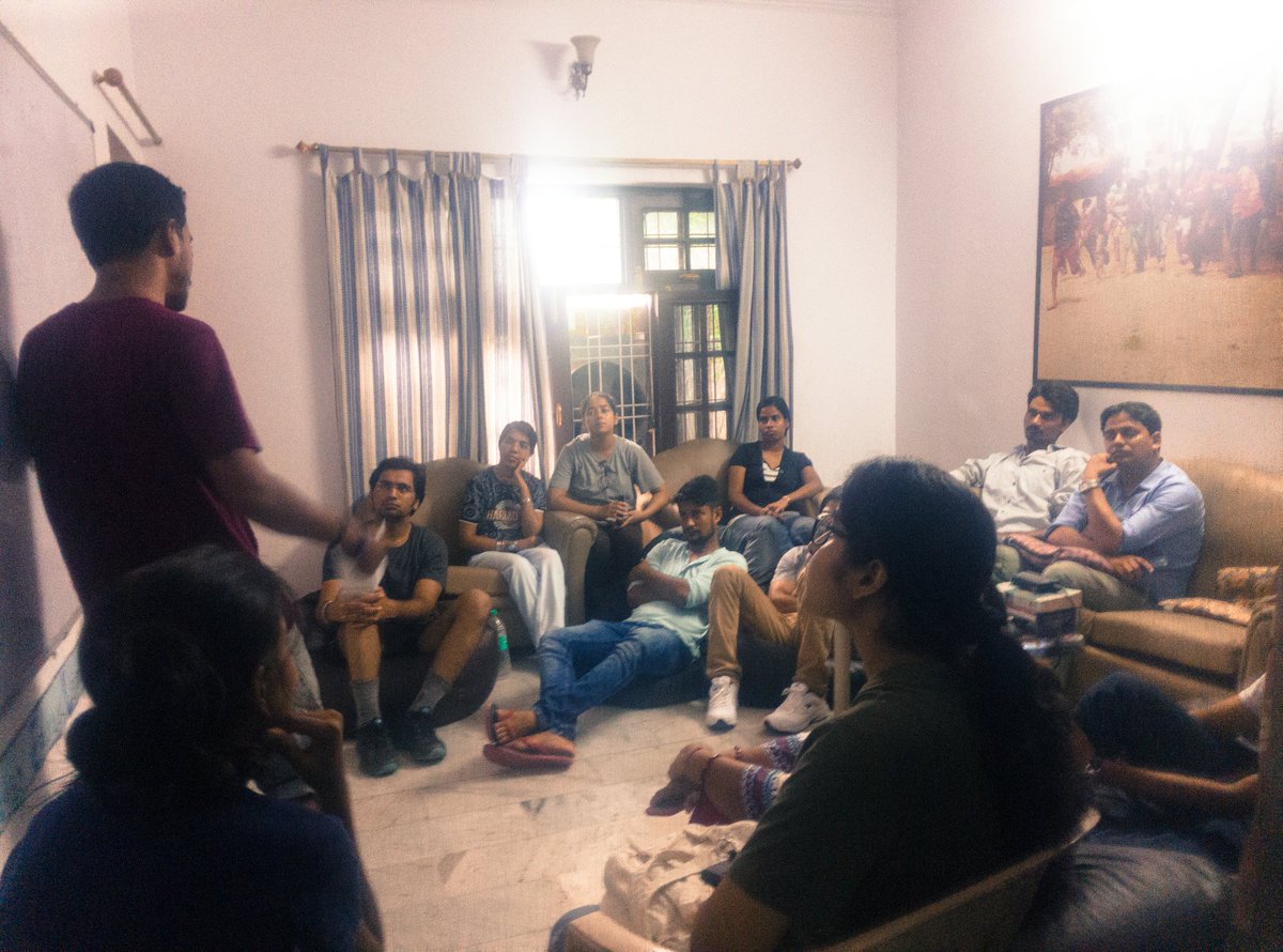 AnganaPrasad's tweet photo. Early morning briefing with our super inspired weekend volunteers #changemakers https://t.co/z5B3UBcsXE