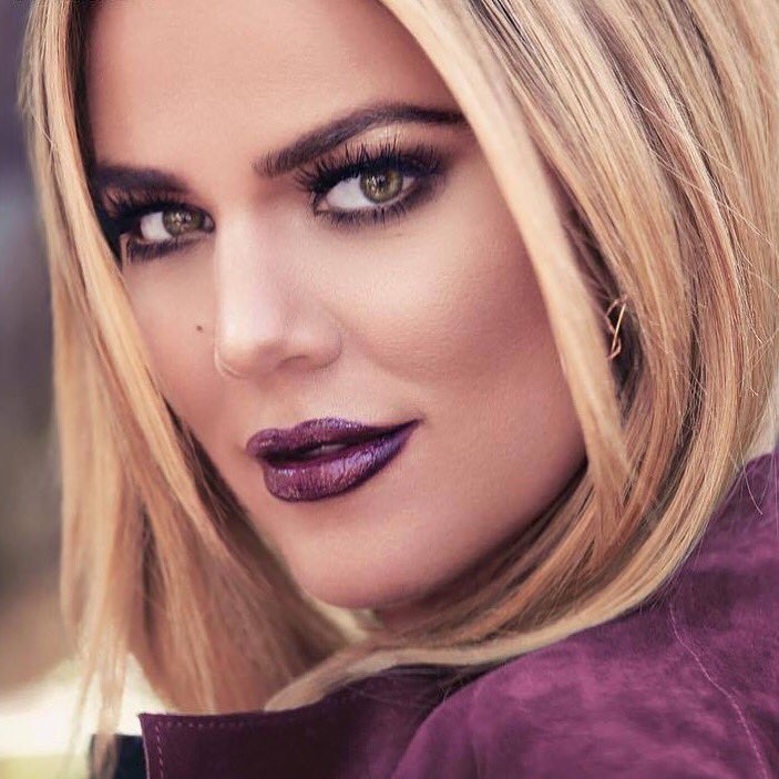 THAthelabel's tweet photo. Khloe wearing Kourt K lipkit mixed with Reign metal 💋💜 looks amazing! AVAILABLE @ https://t.co/11RZHdaHbD #lipkits https://t.co/Dh0sSIiGwY
