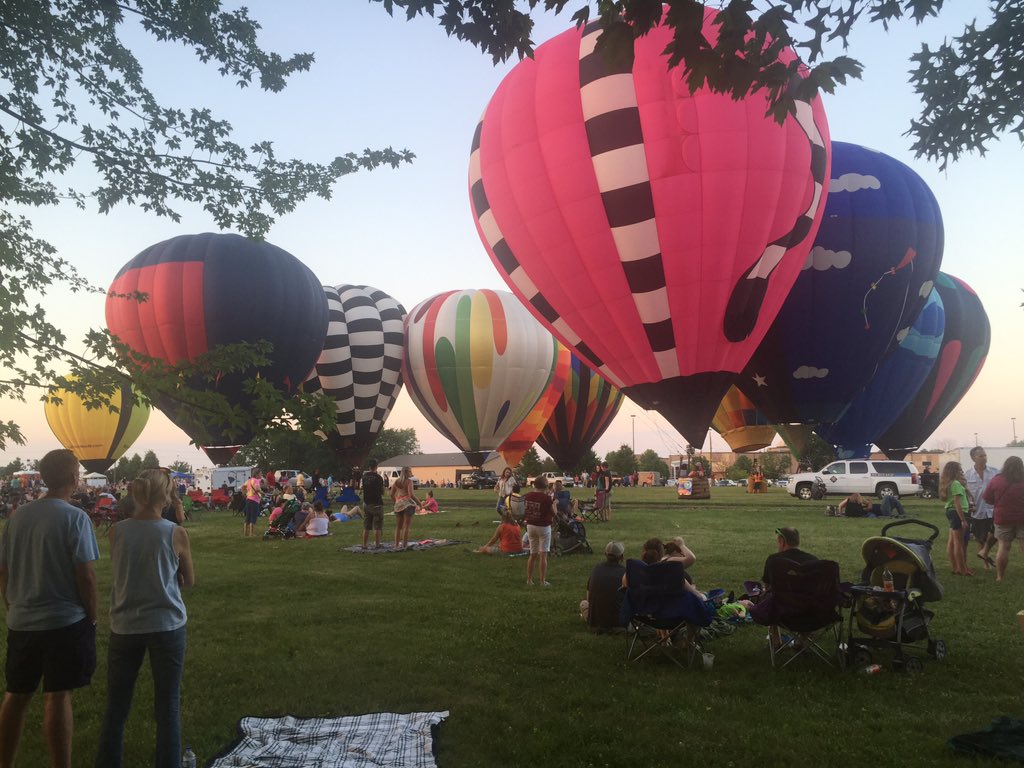 Avon DECA tweet media