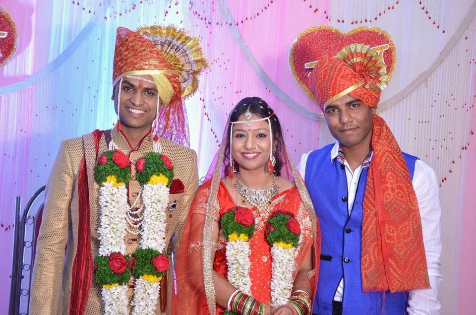 prasansuper's tweet photo. At sis wedding https://t.co/MjzUVYpBFO