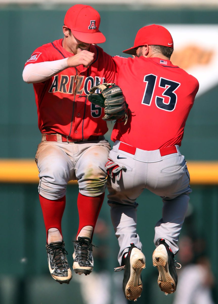 CollegeBaseCNT's tweet photo. RETWEET if you're rooting for the @ArizonaBaseball wildcats to win the National Championship https://t.co/s4te9Xv28S