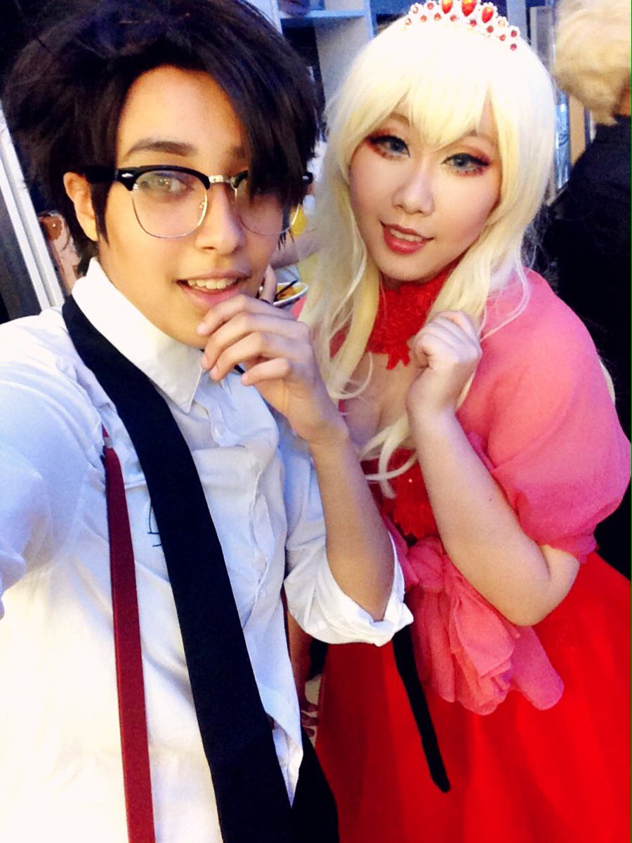 AgehaShirayuki's tweet photo. BABES!!! LOVELY!!!!! #sportspromnyc https://t.co/UAZAndK0Oi