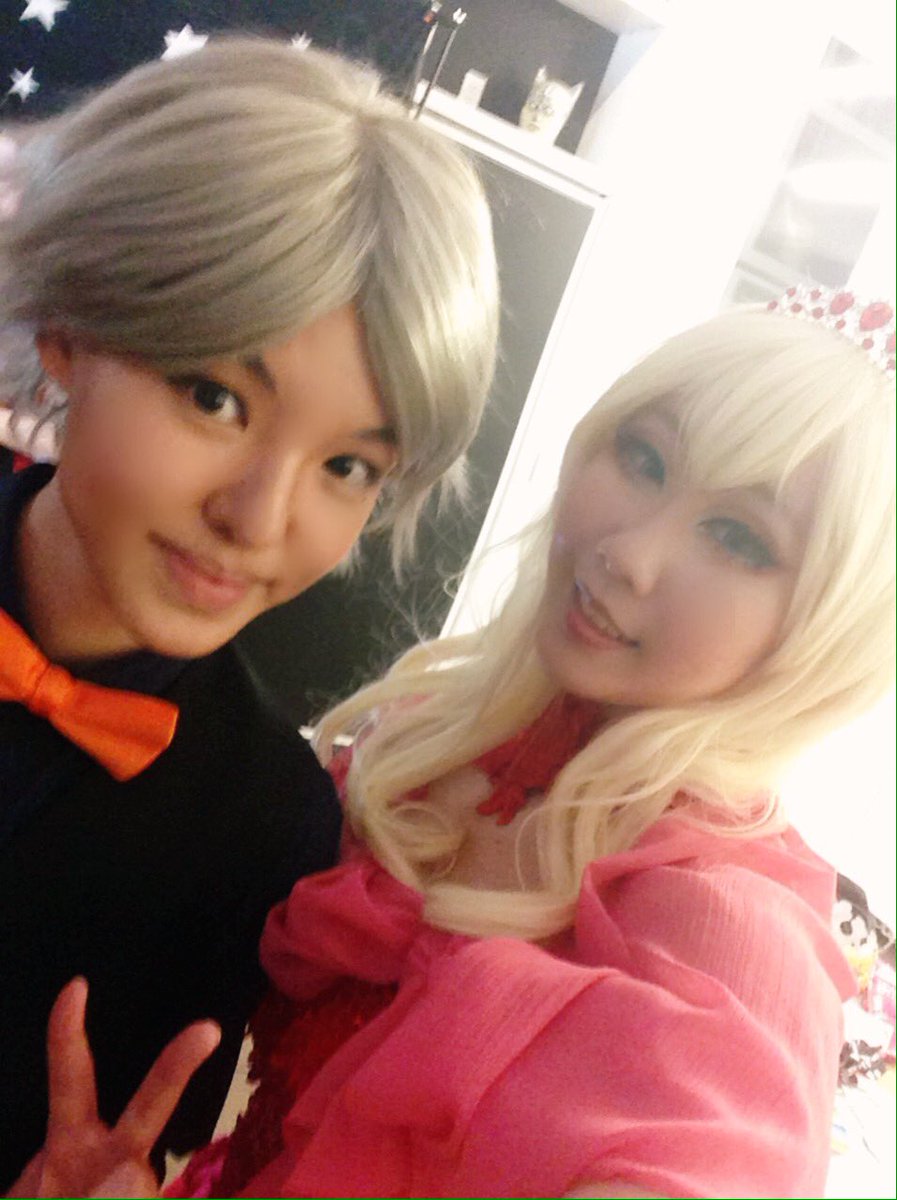 AgehaShirayuki's tweet photo. BABES!!! LOVELY!!!!! #sportspromnyc https://t.co/UAZAndK0Oi