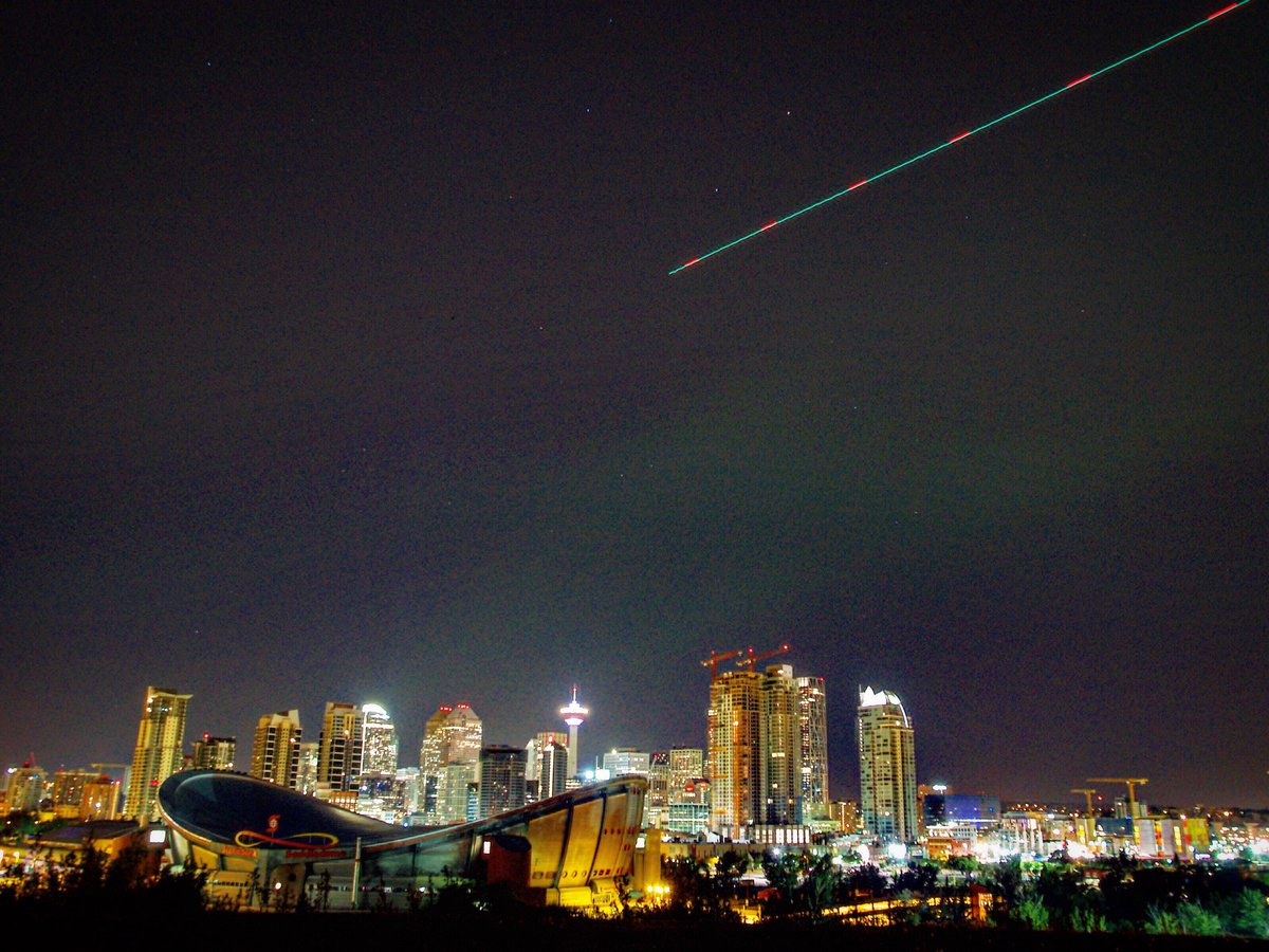 Lynerd's tweet image. Ray of light. @TravelAlberta @captureyyc