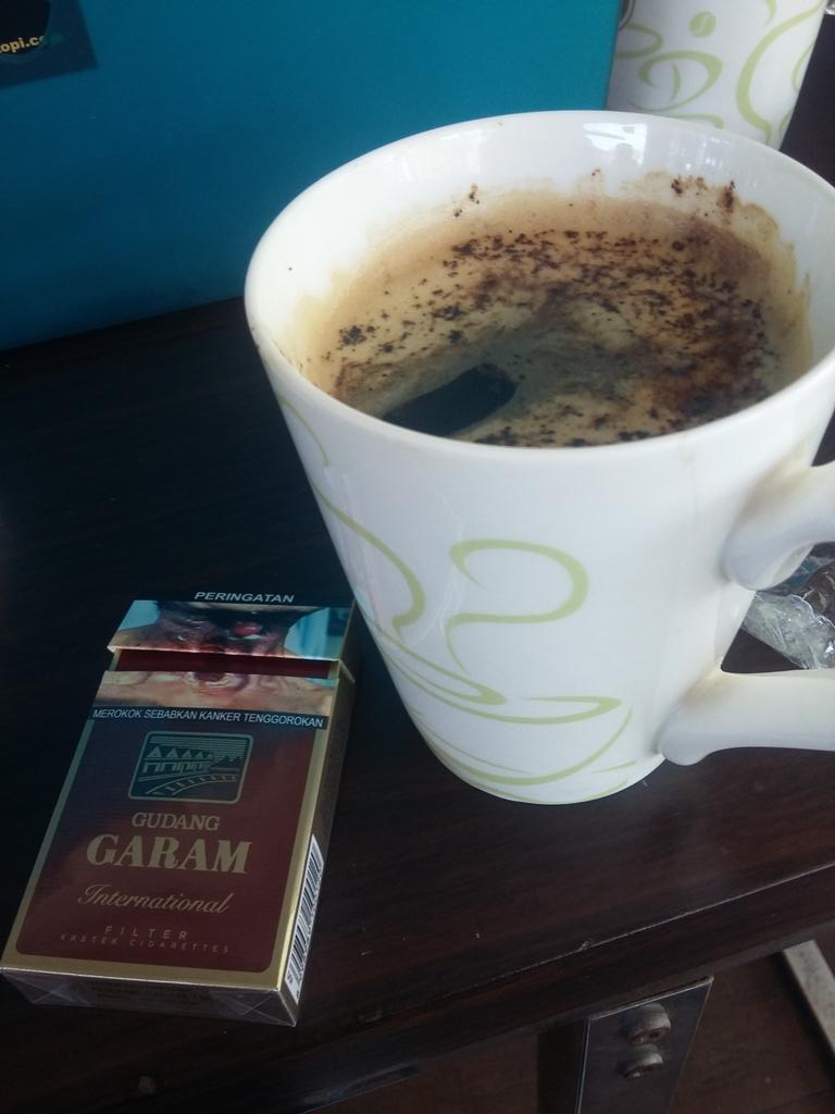92 Gambar Secangkir Kopi Dan Rokok HD Gambar Pixabay 92 Gambar Secangkir Kopi Dan Rokok HD Gambar Pixabay