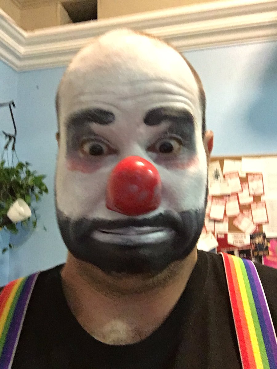 LookFoundClowns's tweet photo. https://t.co/dRT4mlH4qA