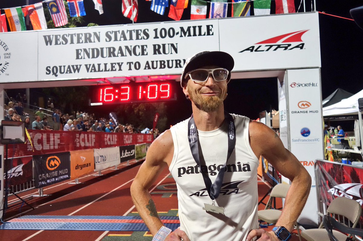 iRunFar's tweet photo. Jeff Browning (@Patagonia) surges to take third at the 2016 Western States 100 in 16:30:40. #WS100 https://t.co/cqrEZlN7LF