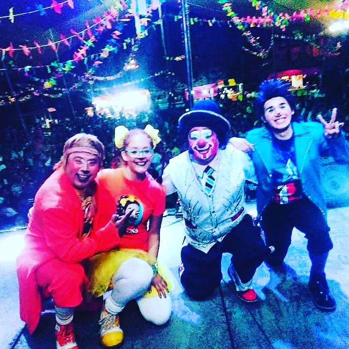 cinkycandycalug's tweet photo. Compartiendo escenario con grandes amigos en Milpa alta df.
#bolillito
#dany
#cinky
#candycaluga
#saludostotales https://t.co/Y2mgSIbB2R