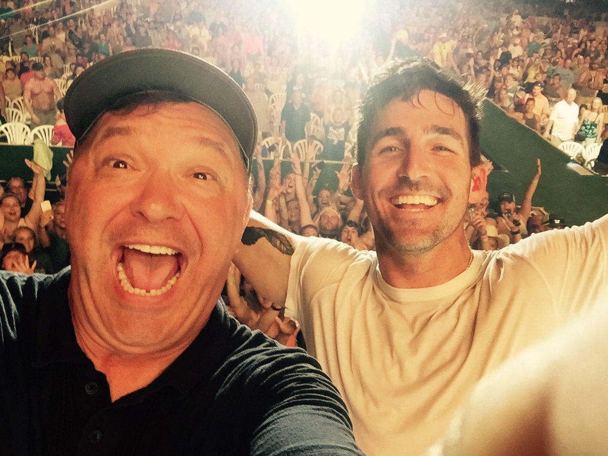 Buzz Brainard tweet media