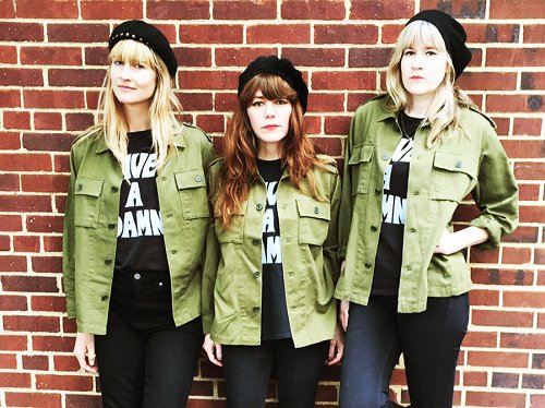 Monchicon Sur Twitter ジェニー ルイスの新バンド Nice As Fuckのtシャツを着て普及活動に励むアレックス ターナーさん La在住