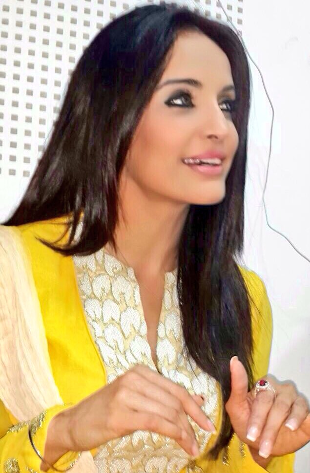 DhallaRuby's tweet image. Happy Sunday...let your dreams be bigger than your fears and your actions louder than your words. 😎Xx