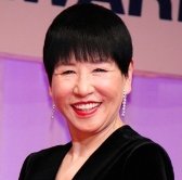 RIVAI505's tweet photo. 和田アキ子、覚せい剤&amp;不倫の高知容疑者をバッサリ「どうしようもない」 https://t.co/8JOF9DqOyE https://t.co/L50vlDiucH