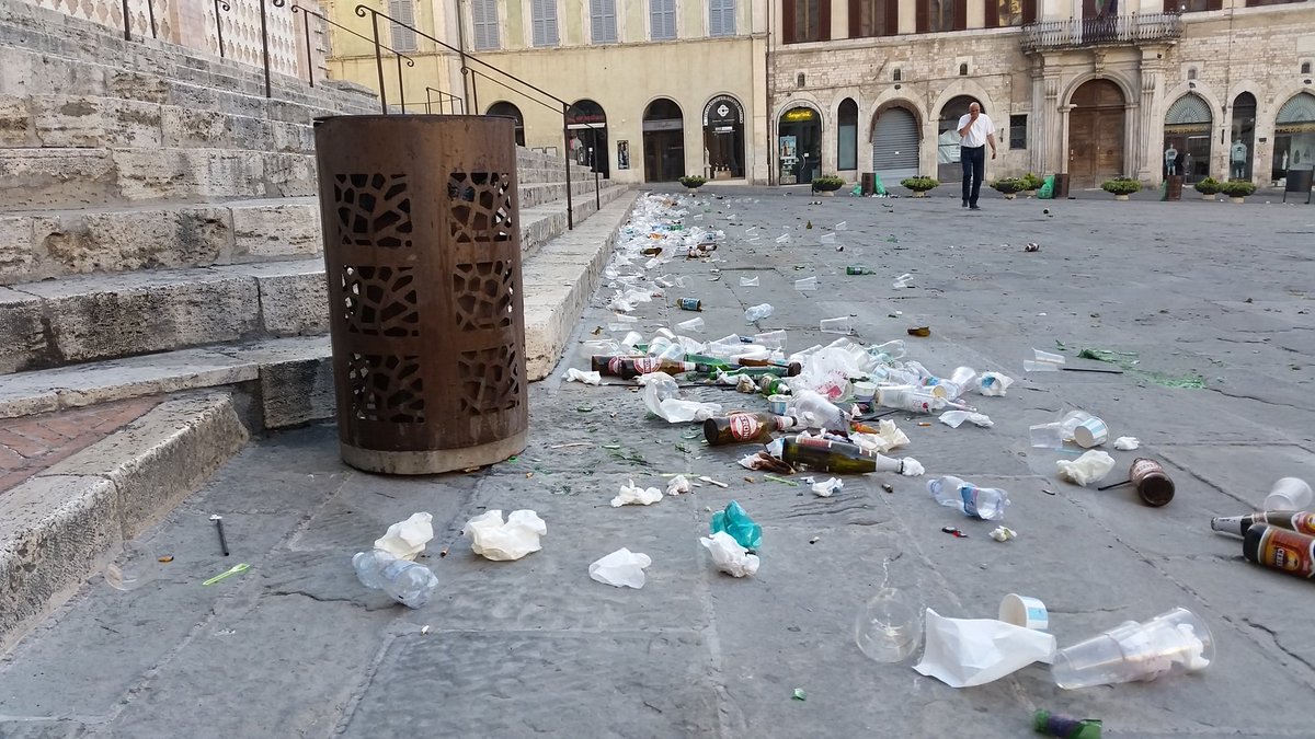 Vadodifritto's tweet photo. I problemi nascono perché poi ci sono delle soluzioni. Far finta di nulla e non proporre soluzioni è inaccettabile. https://t.co/0IfjeBQYX2