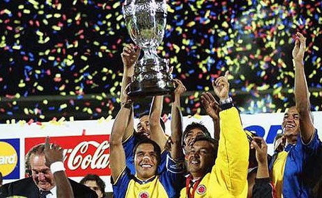 JohnDeivid's tweet photo. Un Recuerdo Colombia Campeón de Copa América 2001. https://t.co/avbRN76E4B