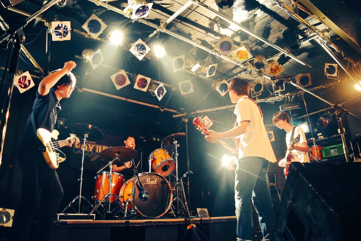 seisei_310's tweet photo. 昨日はありがとうございました。個人の演奏はともあれ楽しかったです。
あと同い年の人たちと話せて良かった
写真もありがとうございます！
#WMU6 https://t.co/pWe5Kiaoqz