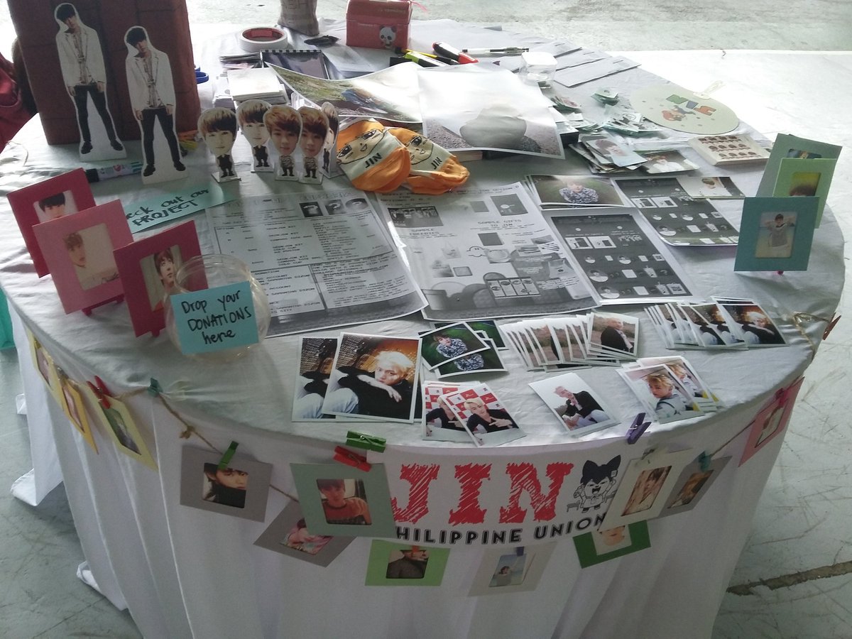 Now happening at @seokjinphunion's Booth
#IgnitingDreams
#방탄소년단 #김석진 #BTS @BTS_twt