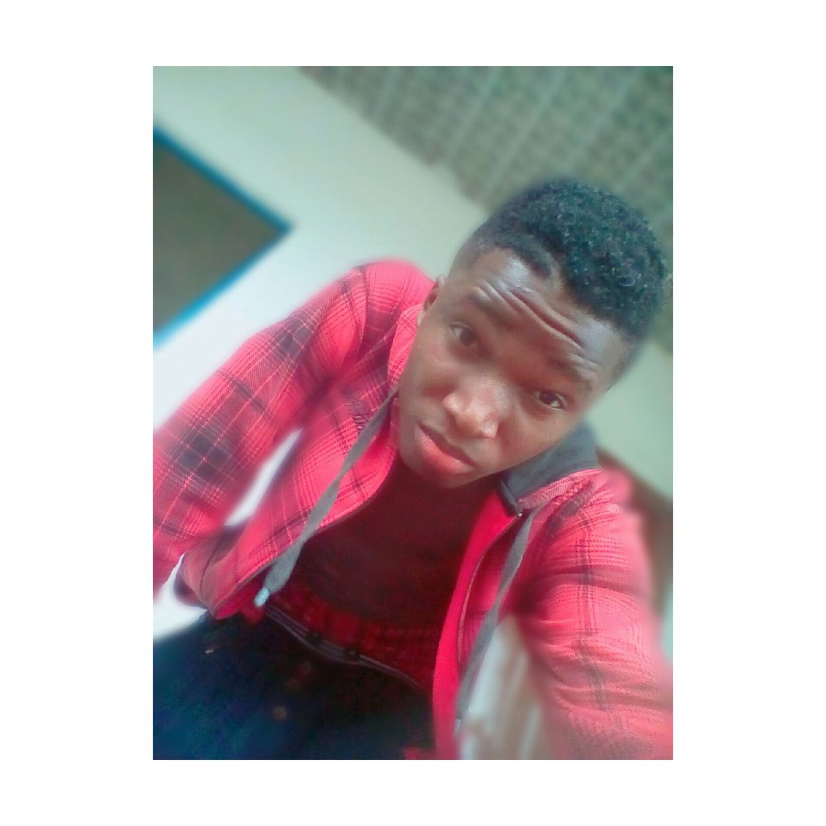 Kng_fredrick's tweet photo. Morning SELFIE @ms_cynth @Alize507534191 @IamSeyiShey https://t.co/Td7J4EmR1l