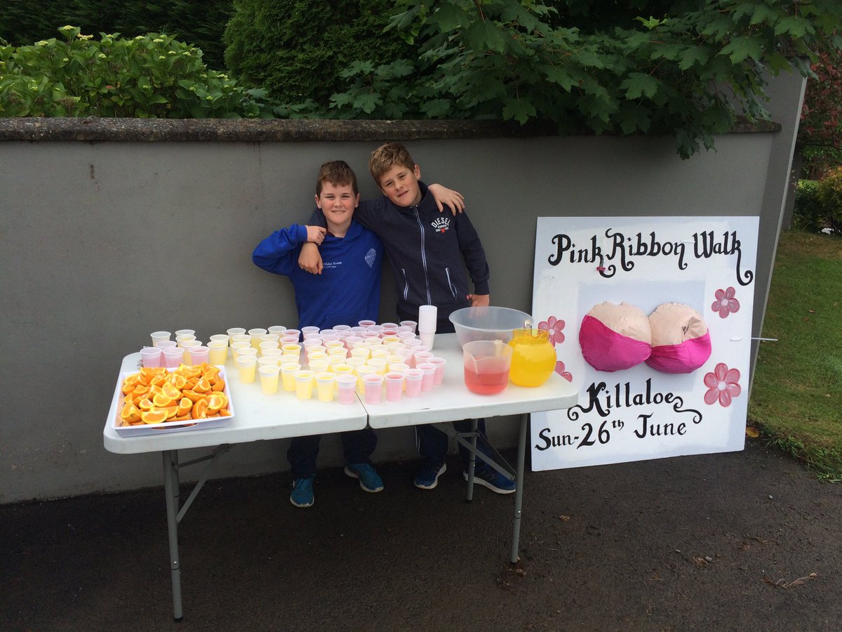 foleyag's tweet photo. Best of luck to all #killaloepinkribbon - 8km refreshment stand @FoleyKillaloe @carmell_demello https://t.co/8u1svxitmC