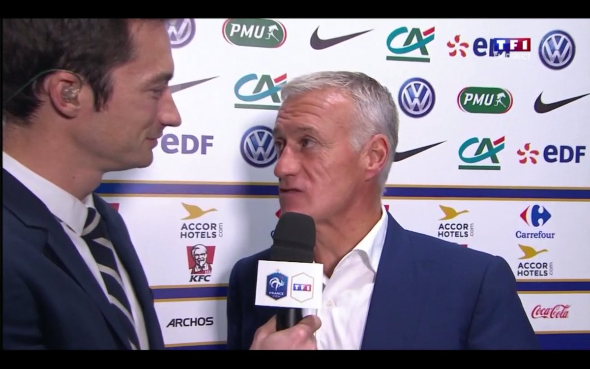 LinoTreize's tweet photo. -Didier pq Matuidi à droite?
-Car il est droitier!
-Il est gaucher...
-Vous avez déjà été entraineur?
-Non
-Merci https://t.co/6ZBG0jtwOZ