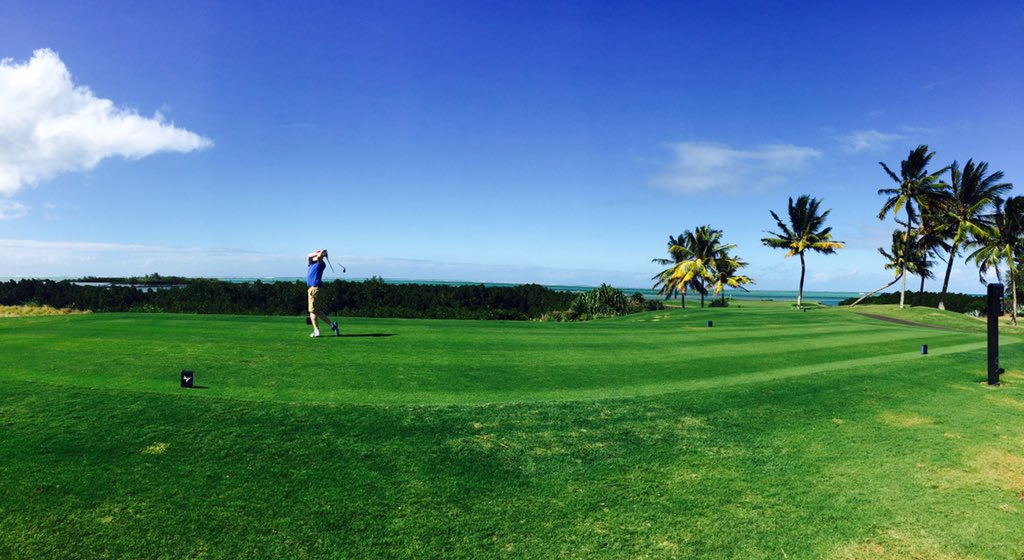 abigails_pantry's tweet photo. Beautiful morning to play #golf @FSMauritius Golf Club with @farmer_doctor https://t.co/q8UohM9JnF