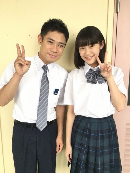 エレスト新cmの女子高生は誰 加村真美 まこみなをチェック デイリーねっと366