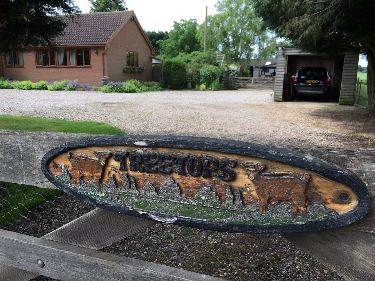 WiffenDavid's tweet image. 4bed #Property For Sale #Latchingdon #Maldon #Burnham-on-Crouch #Stables #Paddock andrewsonline.co.uk/sale/details/1…