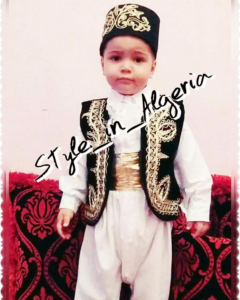 StyleAlgeria's tweet photo. #Frimla wa #Tarbouche  Libess ta9lidi #djazairi khmouss wa jabril  #tenue_traditionnelle_Algérienne #Algeria https://t.co/1hRXm5fzbi