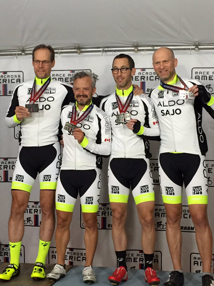 ALDO_RAAM's tweet photo. These racers crossed America by bike! #3000miled #RAAM2016 https://t.co/segHB53Yj4
