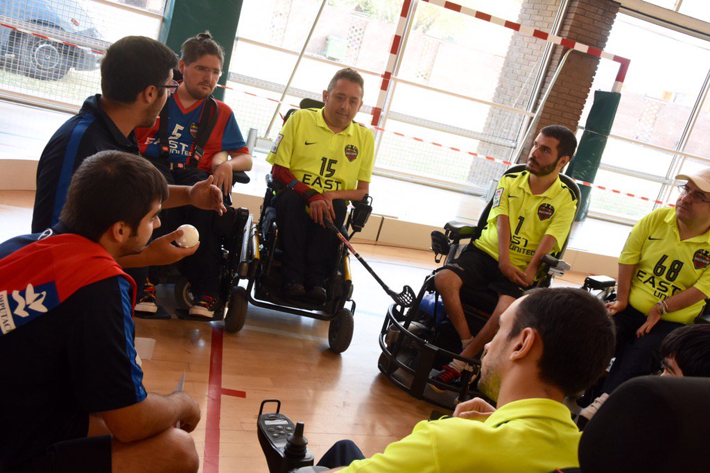 LevanteMasclets's tweet photo. Preparados para la disputa del 3er y 4º puesto contra CP Alcobendas. Suerte equipo! 🐸 https://t.co/uaNaUhf0qb