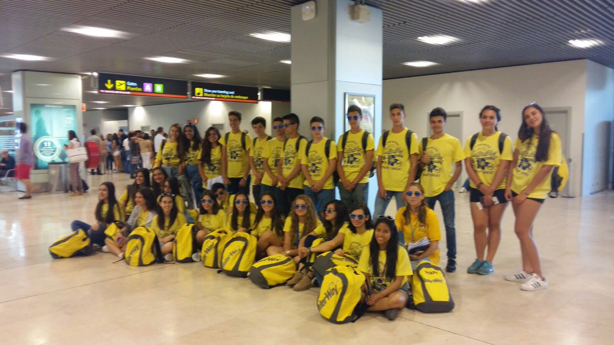 InterwayIdiomas's tweet photo. Mas #interwayers! #Minnesota, #cataratas1 y #St.Louis 🇺🇸✈️😎 https://t.co/b5EvyyajAF