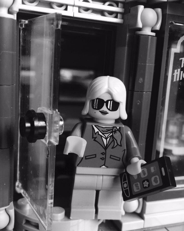 LegoHillary's tweet photo. Donald gives Lord Evil Business a bad name. @PE_Feeds @LEGOTrump https://t.co/9xfQMBNHSH