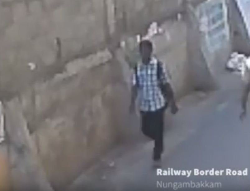 Cl3pSSKVEAEIx6H.jpg:large