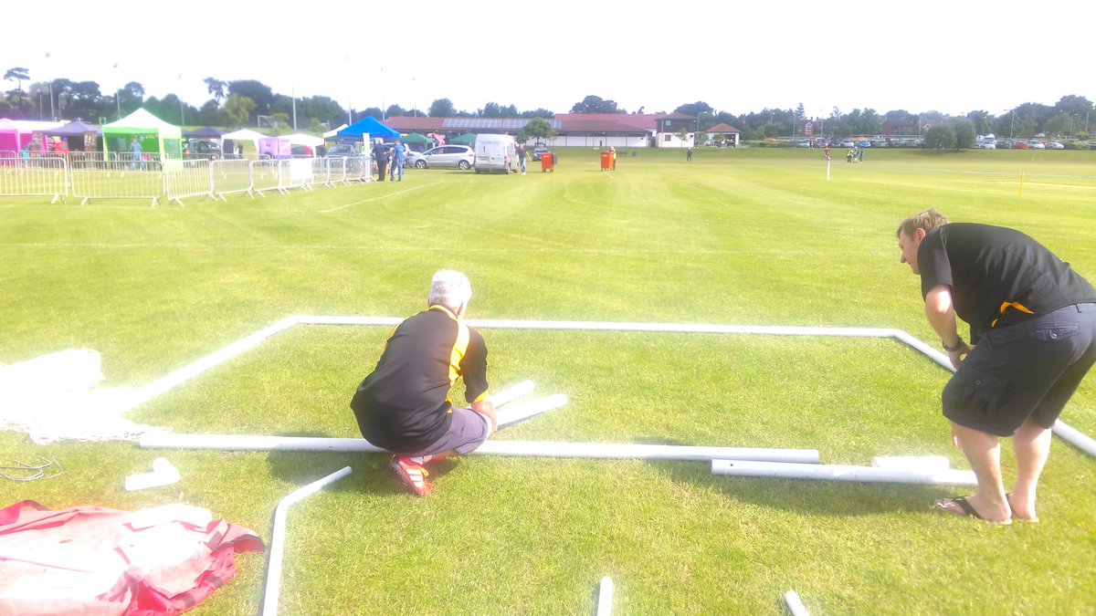 Set up at <a href="/thatchamfunday/">ThatchamFamilyFunDay</a>.  Tricky part complete, now ready to raise money for Mayors Charities