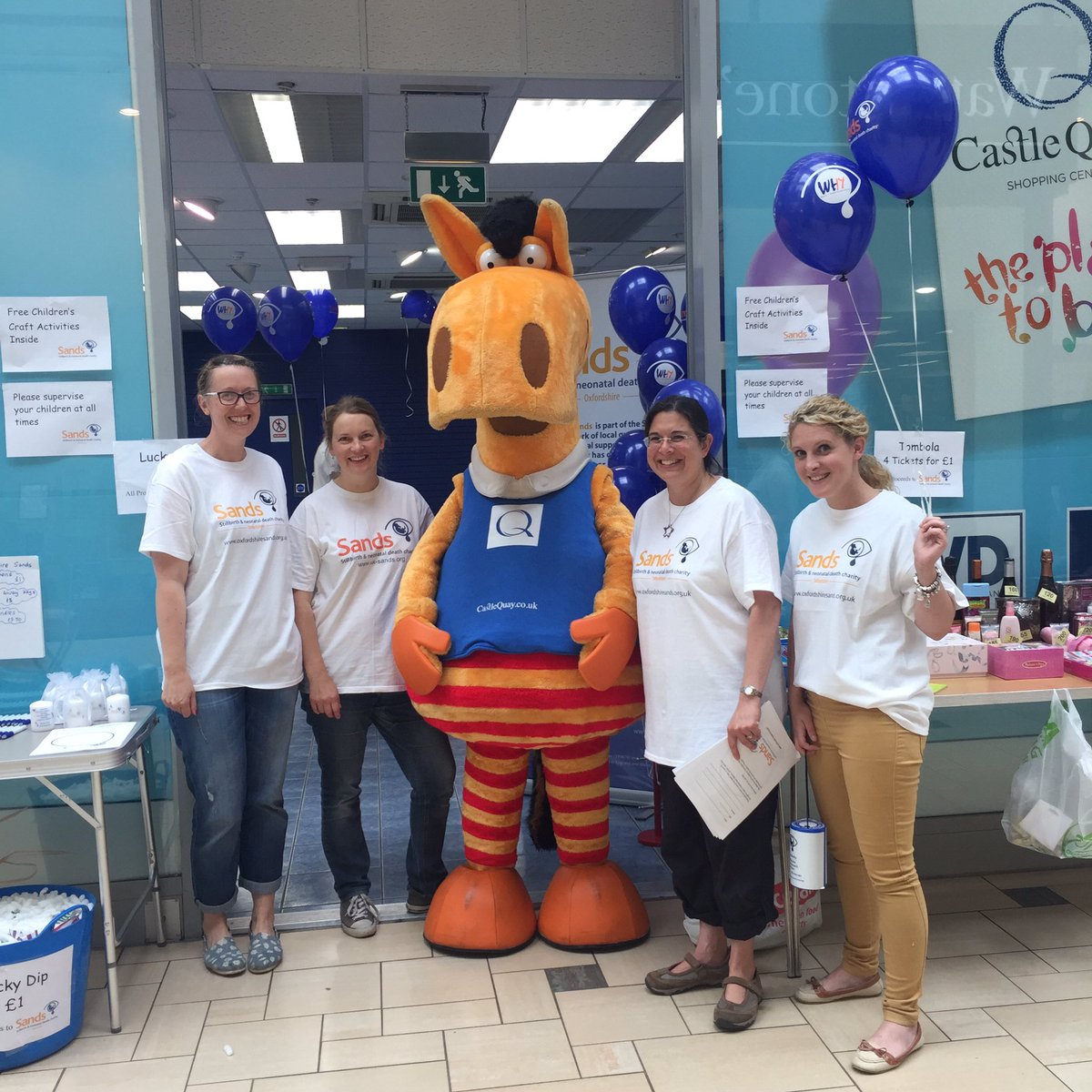 We are back at @shopcastlequay with Rocket  🐴 and the Oxfordshire Sands Team!!! Come on down to say hello 🐴